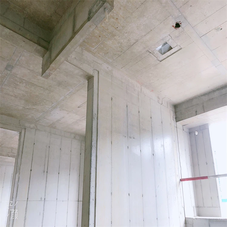 Middle Beam